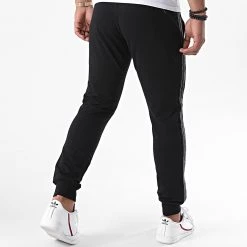 Coupon 🧨 Pantalon Jogging A Bandes MMFP00299 Noir de Antony Morato 😀 -Antony Morato Soldes antony morato 226624 MMFP00299 9000 20200728T134231 04