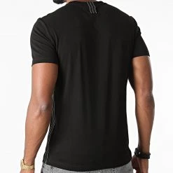 Les meilleures critiques de 💯 Tee 👚 Shirt A Bandes MMKS02053 Noir de Antony Morato 🧨 7 Les meilleures critiques de 💯 Tee 👚 Shirt A Bandes MMKS02053 Noir de Antony Morato 🧨 -Antony Morato Soldes antony morato 276095 MMKS02053 9000 20210810T150629 04