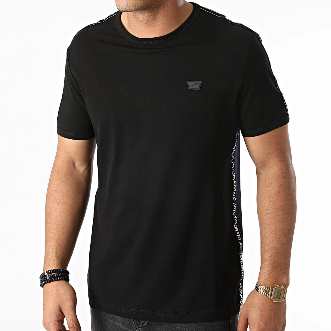 Vente flash 🎉 Tee 👕 Shirt A Bandes MMKS02051 Noir Bleu Marine de Antony Morato ✔️ 1 Vente flash 🎉 Tee 👕 Shirt A Bandes MMKS02051 Noir Bleu Marine de Antony Morato ✔️