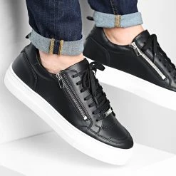 Tout neuf 🎁 Baskets MMFW01477 Black de Antony Morato 👍