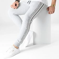 Nouveau 🎁 Pantalon Jogging A Bandes MMFP00337 Gris Chiné de Antony Morato 😉 -Antony Morato Soldes antony morato 304254 MMFP00337 9013 20220221T151717 01