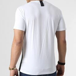 Coupon ❤️ Tee 👕 Shirt A Bandes MMKS02092 Blanc de Antony Morato 👏 7 Coupon ❤️ Tee 👕 Shirt A Bandes MMKS02092 Blanc de Antony Morato 👏 -Antony Morato Soldes antony morato 306485 MMKS02092 1000 20220307T160347 04