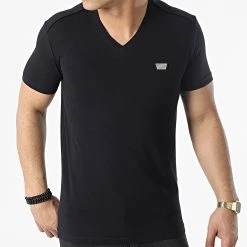 Coupon 👍 Tee 👕 Shirt Col V MMKS01824 Noir de Antony Morato 🧨 -Antony Morato Soldes antony morato 307982 MMKS01824 7073 20220311T123703 03