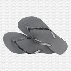 Les meilleures critiques de 👍 Tongs Femme Slim Sparkle Gris de Havaianas ⌛ -Antony Morato Soldes havaianas 255356 4146093 5178 20210312T111227 04