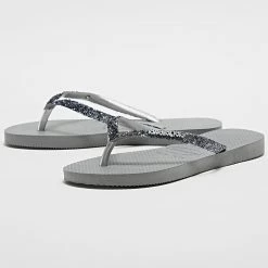 Acheter 🌟 Tongs Femme Slim Glitter II Gris Argenté de Havaianas 🧨 -Antony Morato Soldes havaianas 305770 4146975 5178 20220325T141954 03