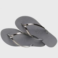 Coupon 🛒 Tongs Femme You Metallic Gris Argenté de Havaianas 🔥 -Antony Morato Soldes havaianas 305925 4135102 5037 20220314T152746 04