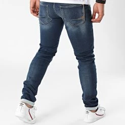 Vente flash 👍 Jean Slim 711 2123212 Bleu Denim de Le Temps Des Cerises 🛒 7 Vente flash 👍 Jean Slim 711 2123212 Bleu Denim de Le Temps Des Cerises 🛒 -Antony Morato Soldes le temps des cerises 271475 JH711JOGW2123212 3001 20210625T154425 04