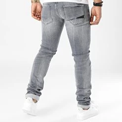 Les meilleures critiques de 🔥 Jean Slim 711 Dubbo Gris de Le Temps Des Cerises 🤩 7 Les meilleures critiques de 🔥 Jean Slim 711 Dubbo Gris de Le Temps Des Cerises 🤩 -Antony Morato Soldes le temps des cerises 284851 JH711DUBW1289212 0003 20210922T155004 04