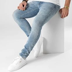 Remise 😍 JoggJean JH711JOGW5104221 Bleu Denim de Le Temps Des Cerises 🌟 -Antony Morato Soldes le temps des cerises 297705 JH711JOGW5104221 3001 20220113T143844 03