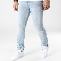 Vente flash ⭐ Jean Slim Calw4051 Bleu Wash de Le Temps Des Cerises 👏