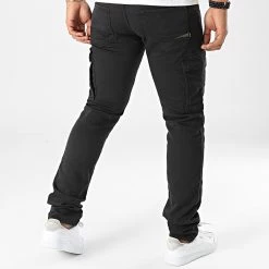 Nouveau 👍 Pantalon Cargo Army Jogg Andrew Noir de Le Temps Des Cerises ⭐ -Antony Morato Soldes le temps des cerises 330675 JHANDREW0WPIG 0007 20220804T161851 04