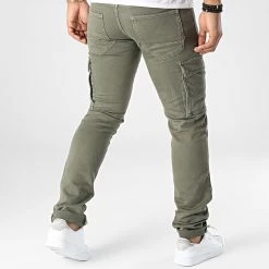 Tout neuf ✔️ Pantalon Cargo Andrew Vert Kaki de Le Temps Des Cerises ✨ -Antony Morato Soldes le temps des cerises 333254 JHANDREW0WPIG ALOE 20220823T140001 04