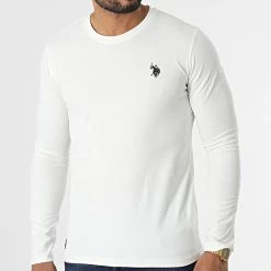 De gros 😍 Tee 👕 Shirt Manches Longues Joel Blanc de US Polo ASSN 😍 6 De gros 😍 Tee 👕 Shirt Manches Longues Joel Blanc de US Polo ASSN 😍 -Antony Morato Soldes us polo assn 333488 63050 52956 101 20220826T143729 03