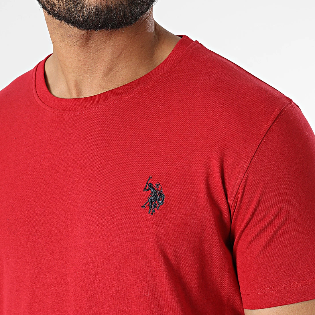 Remise 🌟 Tee 👚 Shirt Luca Rouge de US Polo ASSN 😉 2 Remise 🌟 Tee 👚 Shirt Luca Rouge de US Polo ASSN 😉 – Image 2