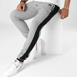 Offres ✨ Pantalon Jogging A Bande Laser Evo 2.0 04252 Gris Chiné Noir de Venum 🌟 -Antony Morato Soldes venum 268116 04252 109 20210603T162308 03