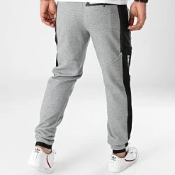 Offres ✨ Pantalon Jogging A Bande Laser Evo 2.0 04252 Gris Chiné Noir de Venum 🌟 -Antony Morato Soldes venum 268116 04252 109 20210603T162311 04