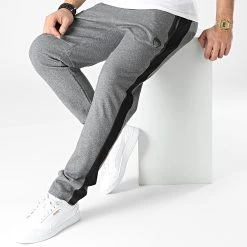 Coupon 😉 Pantalon Jogging A Bandes Contender Evo Gris Chiné de Venum 💯 -Antony Morato Soldes venum 301319 04396 030 20220203T162821 03