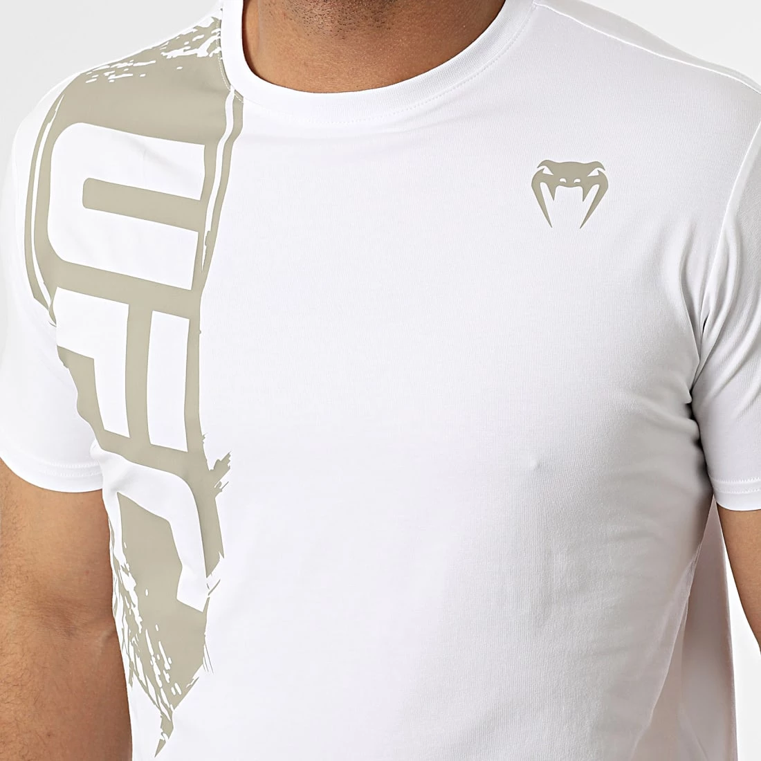 Remise 😀 Tee 👕 Shirt Authentic UFC Fight Week Blanc de Venum 💯 2 Remise 😀 Tee 👕 Shirt Authentic UFC Fight Week Blanc de Venum 💯 – Image 2