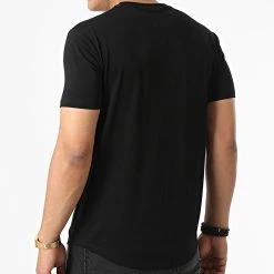 Promo 😉 Tee 👚 Shirt Authentic UFC Fight Week Noir de Venum 👏 -Antony Morato Soldes venum 322399 00136 001 20220616T162111 04